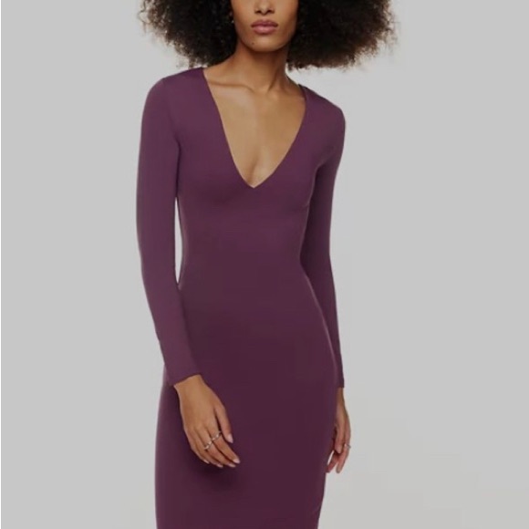 BNWT Aritzia Wilfred Free Burgundy Abby Dress, Size XXS - Picture 3 of 4